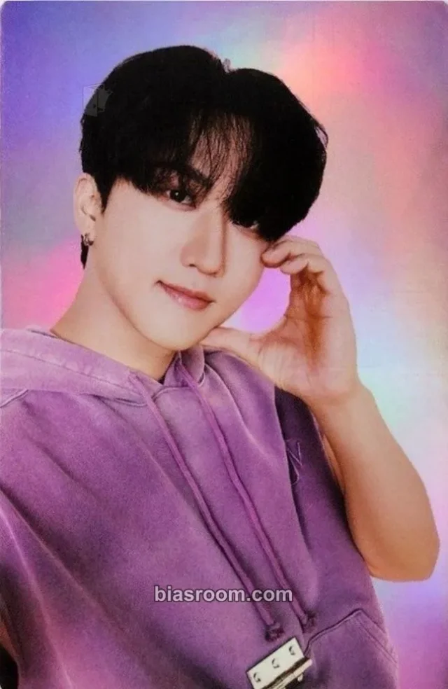 Stray Kids - Changbin - Ultra Milk x Stray Kids Other double-sided round 3 holographic (hologram) brand collaboration
