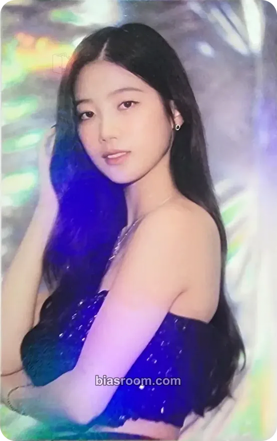 Kazuha ANTIFRAGILE Photocard - LE SSERAFIM - LE SSERAFIM K-pop photocard