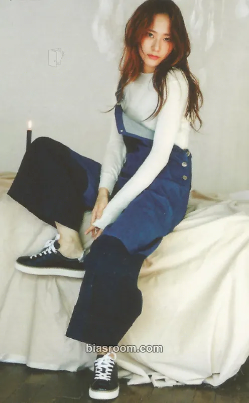 Krystal f(x) 2016 Season's Greetings Photocard - f(x) - f(x) K-pop photocard