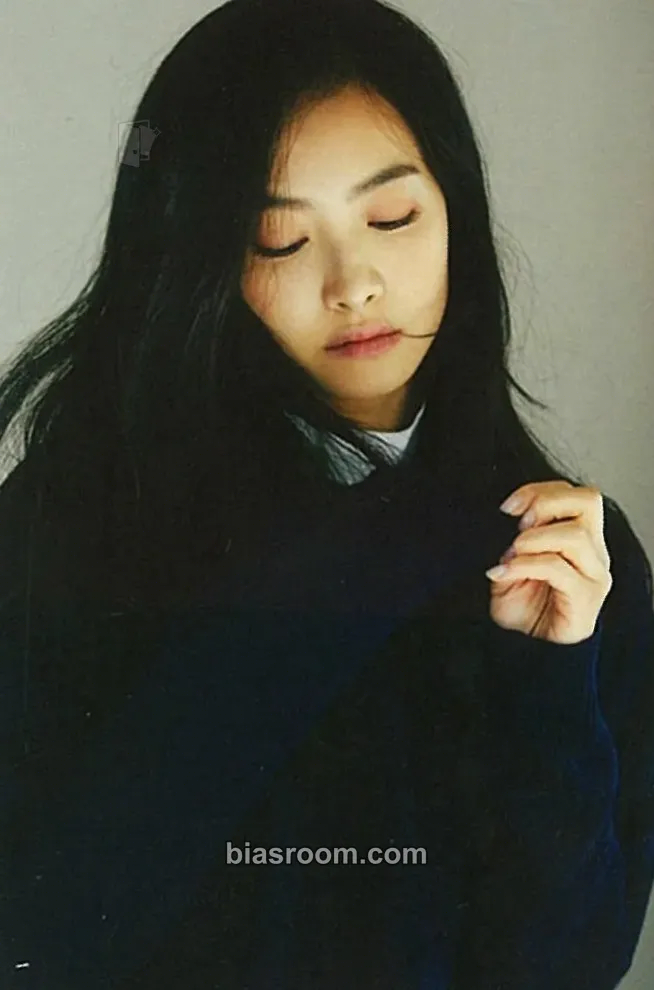 Victoria f(x) 2016 Season's Greetings Photocard - f(x) - f(x) K-pop photocard