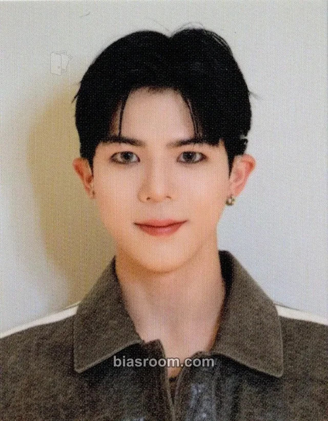 Big Ocean - Chanyeon - Follow Album korean album id photo