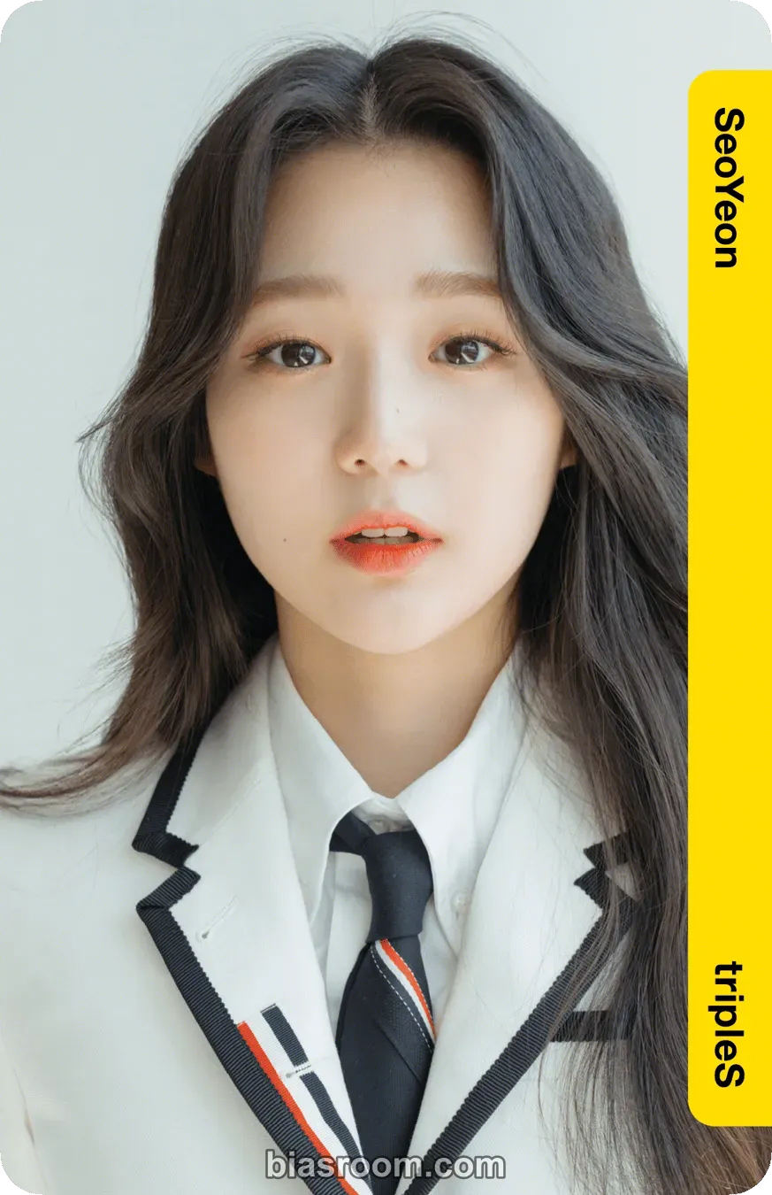 Seoyeon Atom01 First Class Objekts Photocard - tripleS - tripleS K-pop photocard