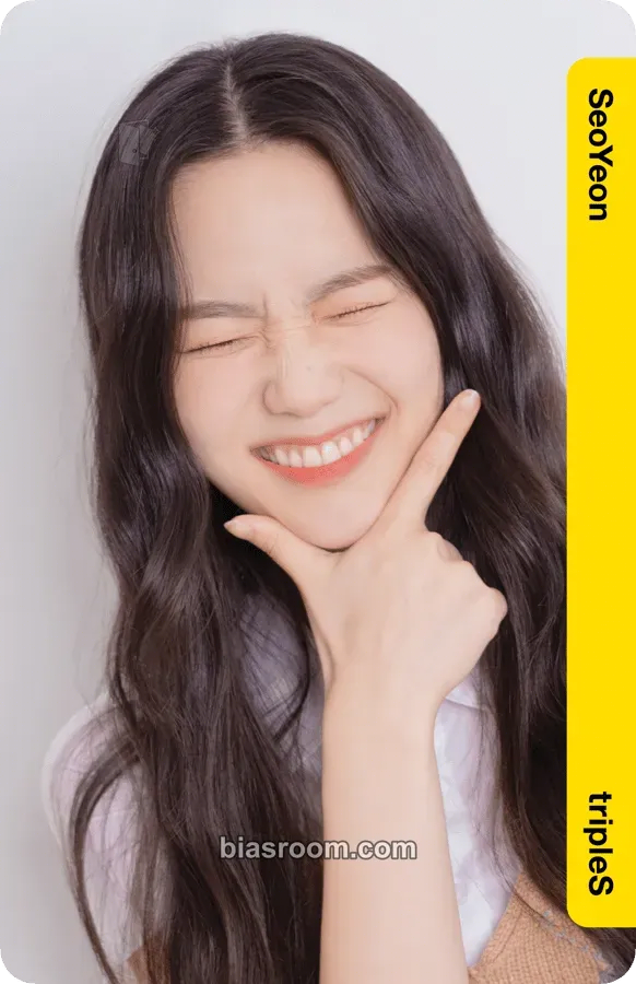 Seoyeon Atom01 First Class Objekts Photocard - tripleS - tripleS K-pop photocard