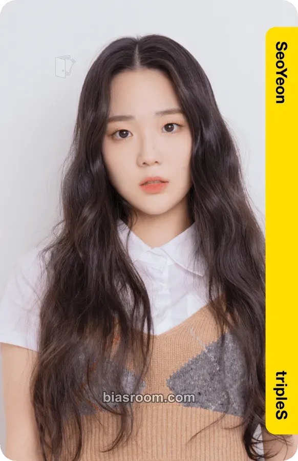 Seoyeon Atom01 First Class Objekts Photocard - tripleS - tripleS K-pop photocard