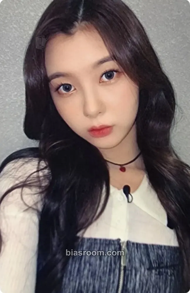 Dayeon LOVESTRUCK! Photocard - Kep1er - Kep1er K-pop photocard