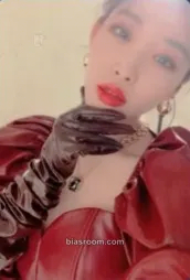 Chung Ha Querencia Photocard - Chung Ha K-pop photocard