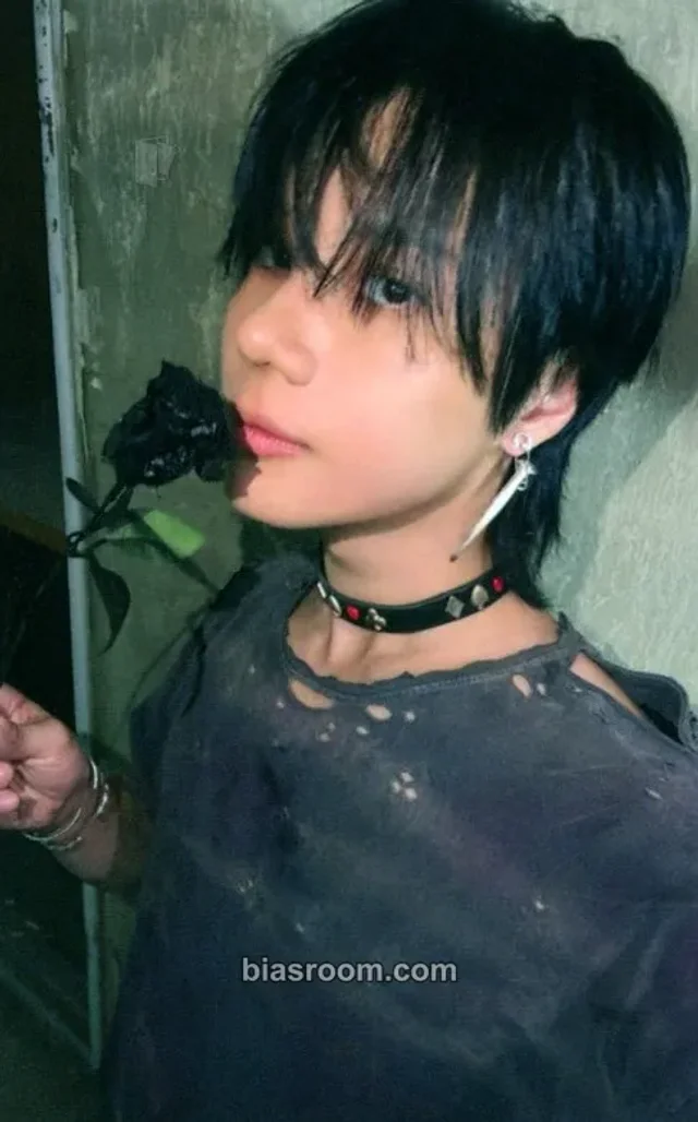 Taemin - Taemin - Veil Album merch photocard solo album