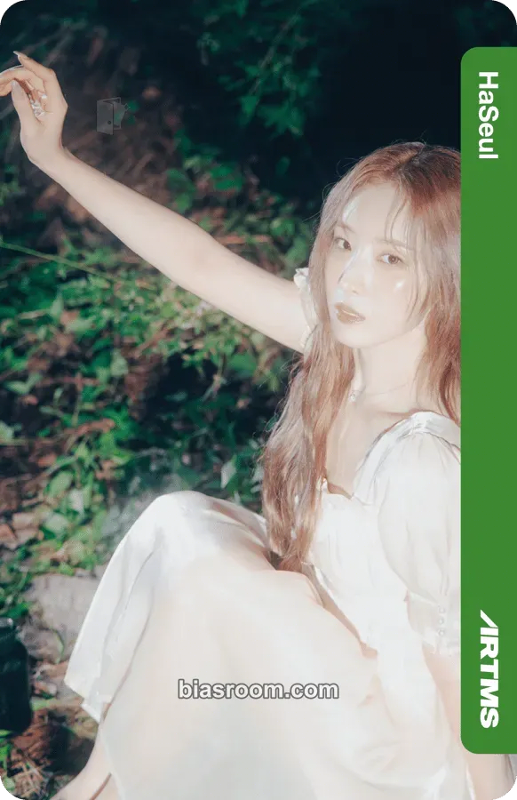 HaSeul ARTMS 3rd World Tour: Grand Club Icarus Photocard - ARTMS - ARTMS K-pop photocard
