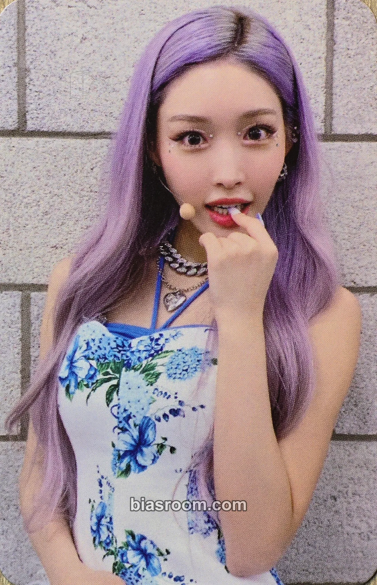 Chung Ha Bare&Rare Pt.1 Photocard - Chung Ha K-pop photocard