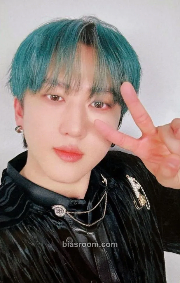 Changbin GIANT Photocard - Stray Kids - Stray Kids K-pop photocard