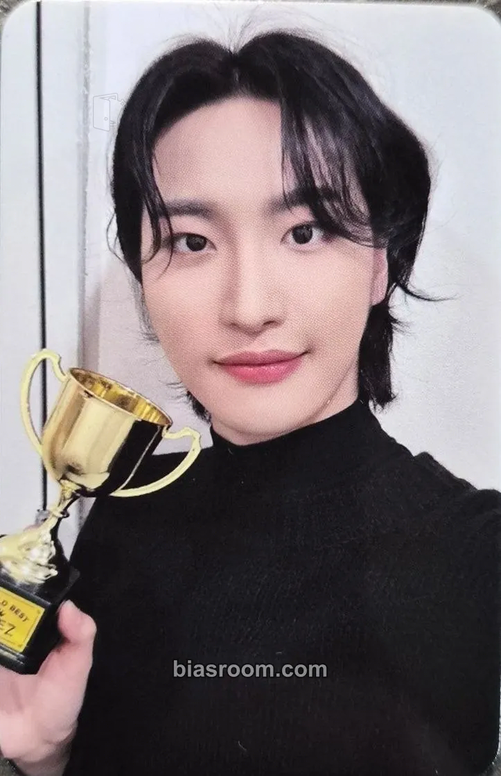 Seonghwa THE WORLD EP.FIN : WILL Photocard - ATEEZ - ATEEZ K-pop photocard