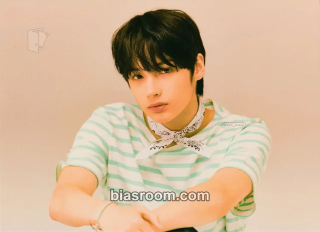 TOMORROW X TOGETHER - Huening Kai - The Dream Chapter: Star Album merch photocard uniform