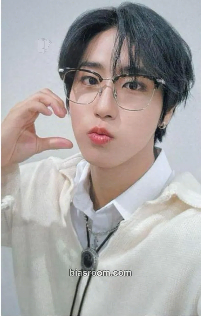 HAN Hollow Photocard - Stray Kids - Stray Kids K-pop photocard