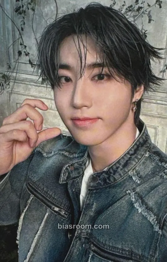 HAN Hollow Photocard - Stray Kids - Stray Kids K-pop photocard