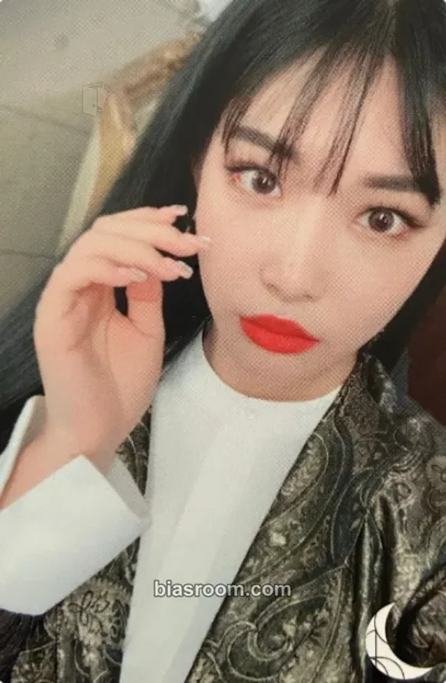 Chung Ha - Chung Ha - 2019 Fanmeeting Event fan meeting photocard set merch photocard