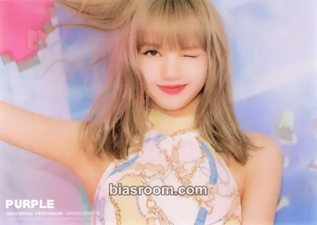 BLACKPINK - Lisa - BLACKPINK PHOTOBOOK 'LIMITED EDITION' Other transparent postcard photobook inclusion
