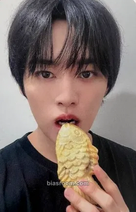 Lee Know HOP Photocard - Stray Kids - Stray Kids K-pop photocard