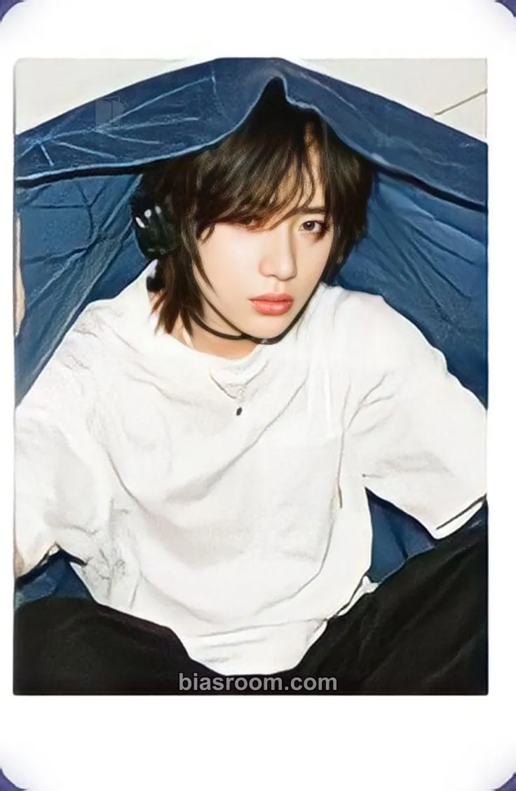 Beomgyu The Chaos Chapter: FREEZE Photocard - TOMORROW X TOGETHER - TOMORROW X TOGETHER K-pop photocard