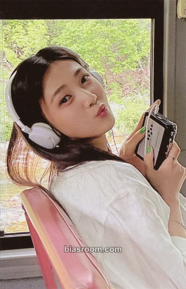 Red Velvet - Joy - JOY: HELLO Album album photocard case version