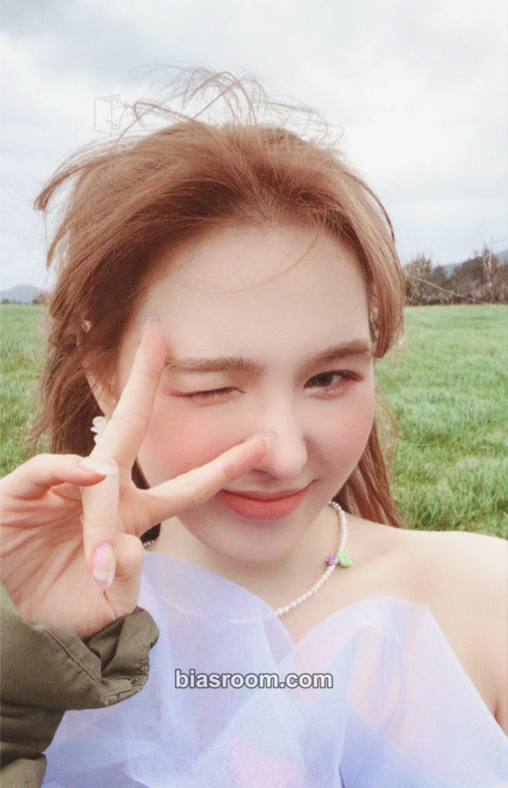 Wendy Like Water Photocard - Red Velvet - Red Velvet K-pop photocard