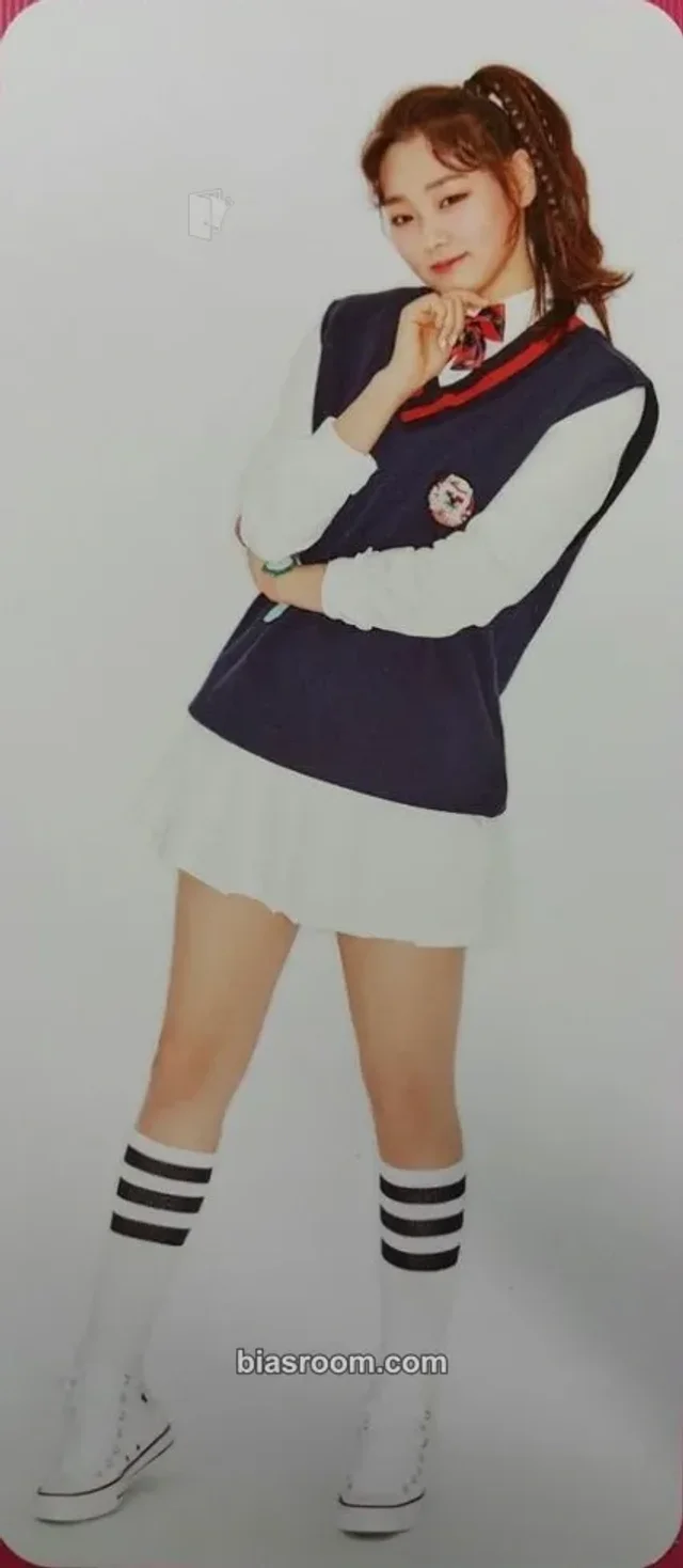 I.O.I - Mina - Chrysalis Album album photocard
