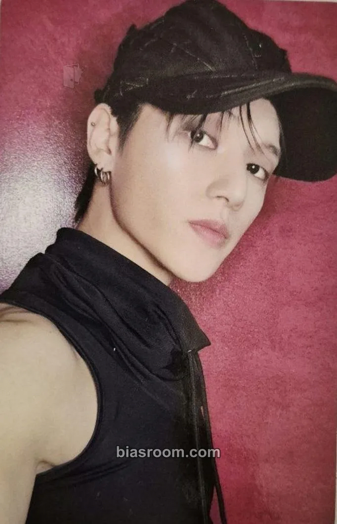 Wooyoung GOLDEN HOUR : Part.3 Photocard - ATEEZ - ATEEZ K-pop photocard
