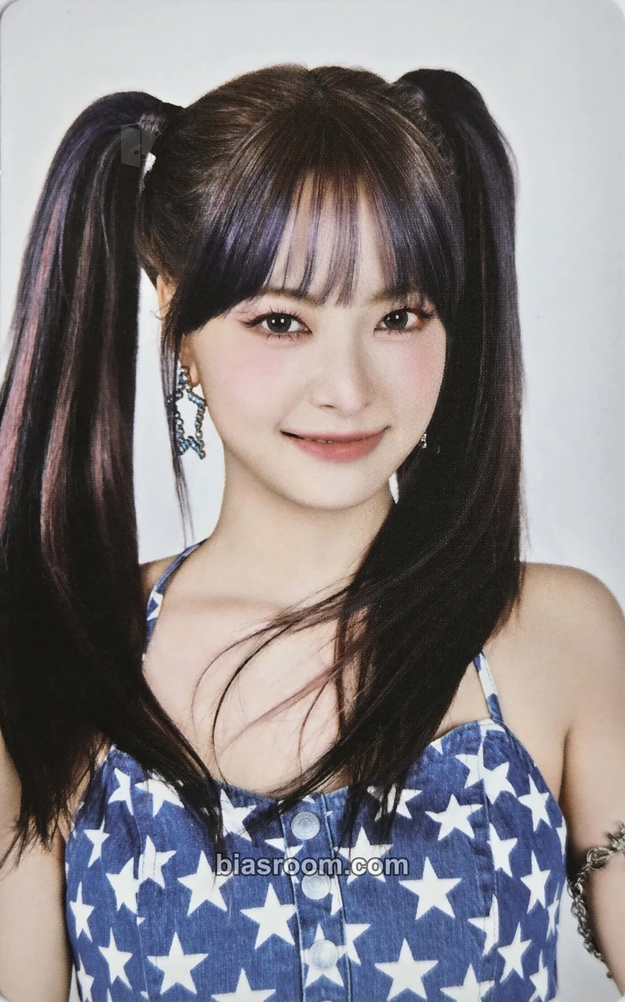 Hong Eunchae 'Fearnada' 2024 S/S - Seoul Photocard - LE SSERAFIM - LE SSERAFIM K-pop photocard