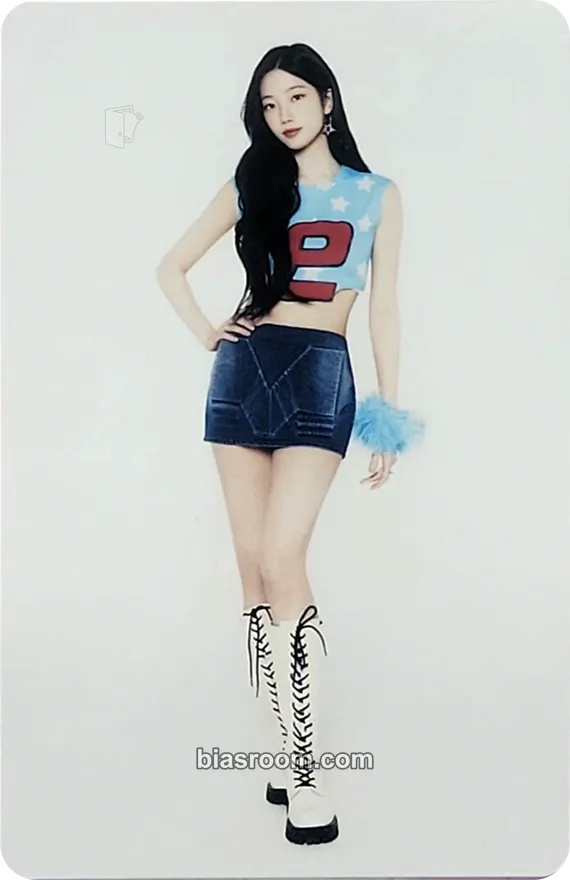 Kazuha 'Fearnada' 2024 S/S - Japan Photocard - LE SSERAFIM - LE SSERAFIM K-pop photocard