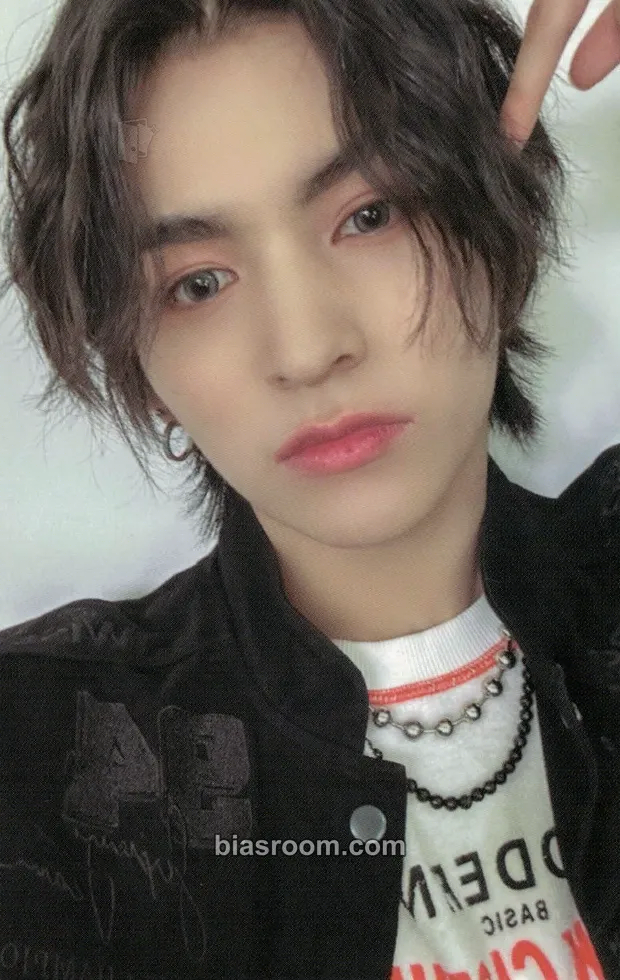 Masami All Ours Photocard - ALL(H)OURS - ALL(H)OURS K-pop photocard
