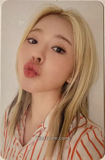 Sunny Special Event: Long Lasting Love Photocard - Girls' Generation - Girls' Generation K-pop photocard