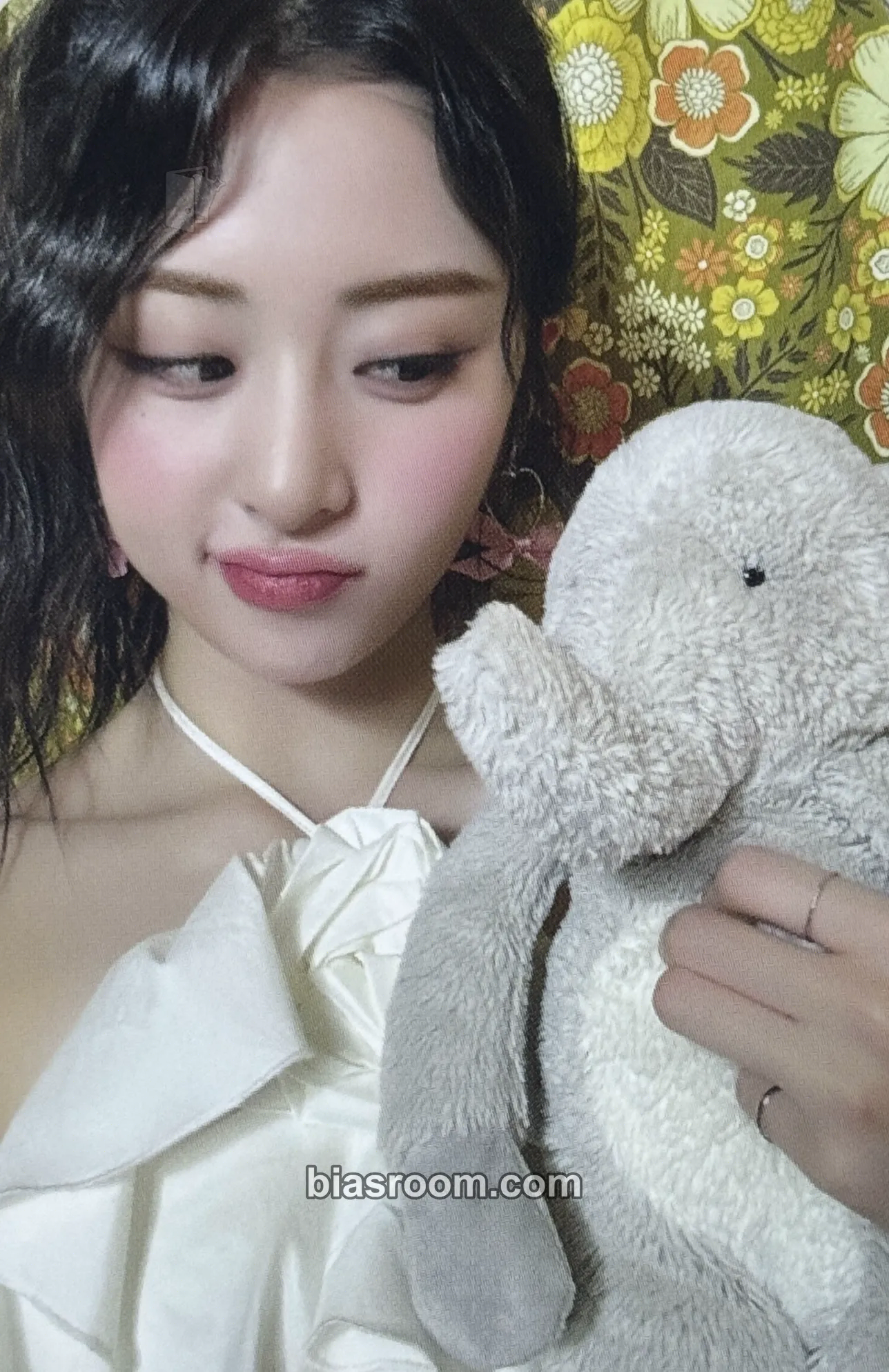 Huh Yunjin D'ICON Issue N°14 Photocard - LE SSERAFIM - LE SSERAFIM K-pop photocard
