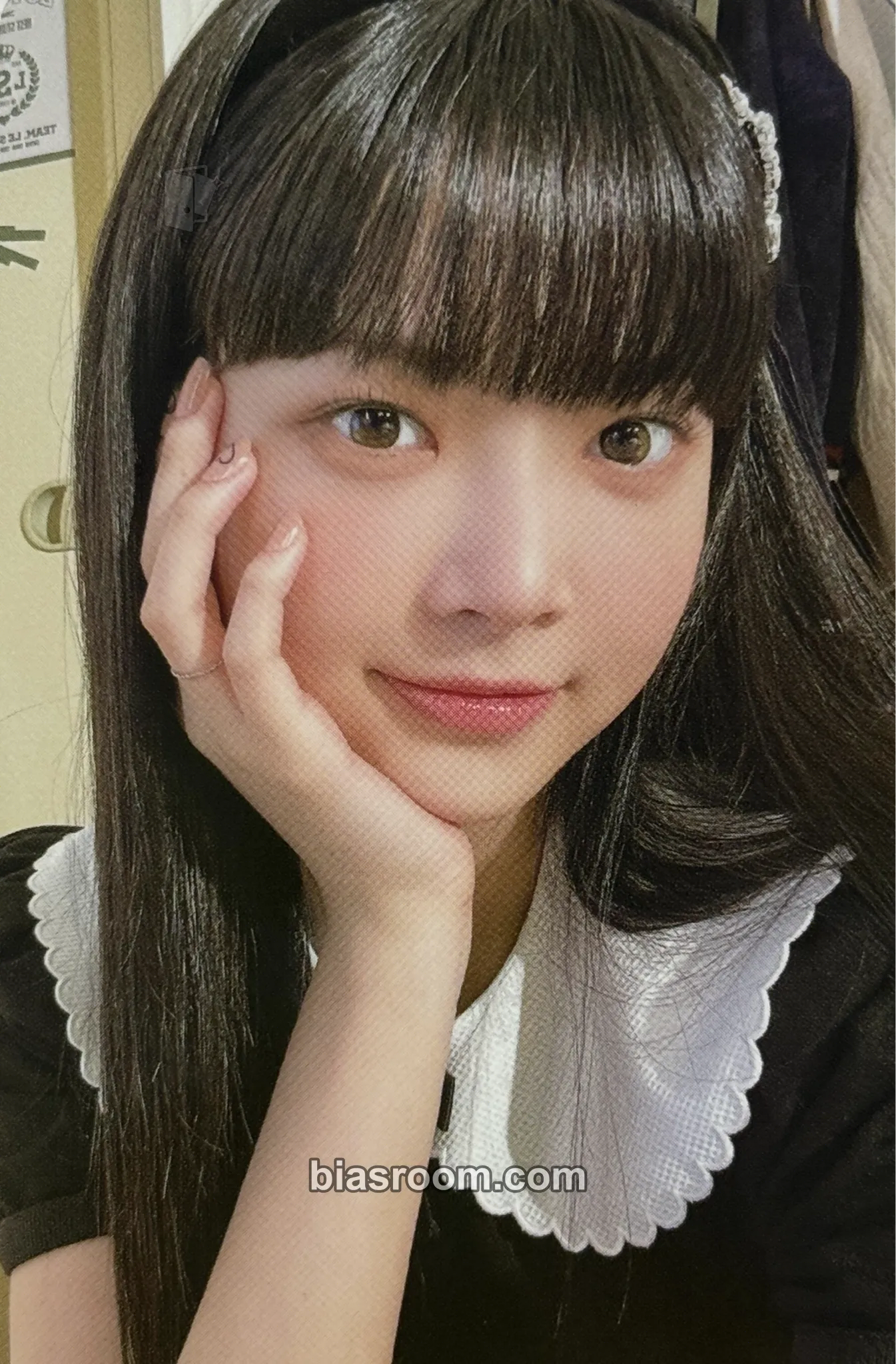 Hong Eunchae 2023 Season's Greetings ‘Class of 2023’ Photocard - LE SSERAFIM - LE SSERAFIM K-pop photocard