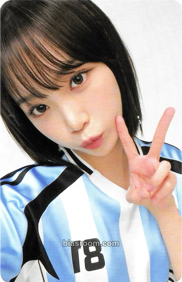 Kim Chaewon 2025 FEARNOT Membership Kit Photocard - LE SSERAFIM - LE SSERAFIM K-pop photocard