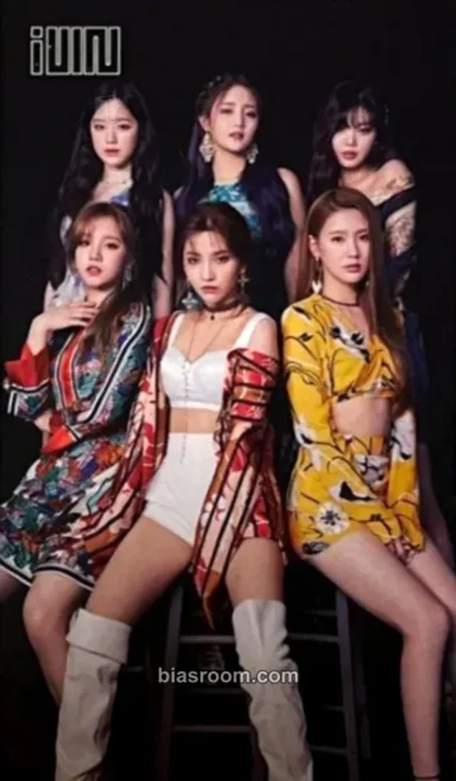 (G)I-DLE - Miyeon - LATATA Album tower records pre-order benefit (pob) japanese album non-selfie non-standard size concept photocard