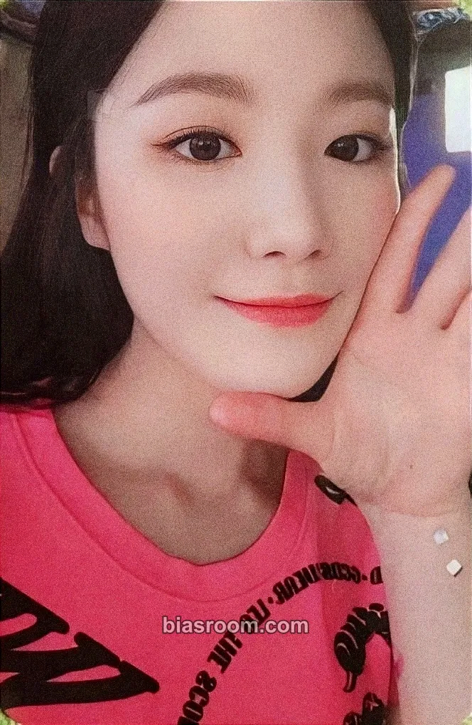 Shuhua DUMDi DUMDi Photocard - i-dle - i-dle K-pop photocard