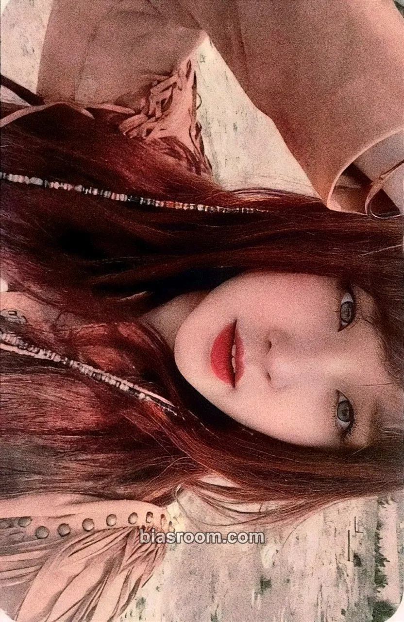Yuqi DUMDi DUMDi Photocard - i-dle - i-dle K-pop photocard