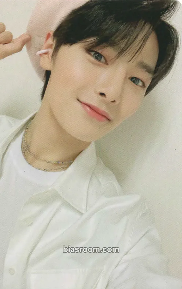 Stray Kids - I.N - NoEasy Album pre-order benefit (pob) yizhiyu video call round 3
