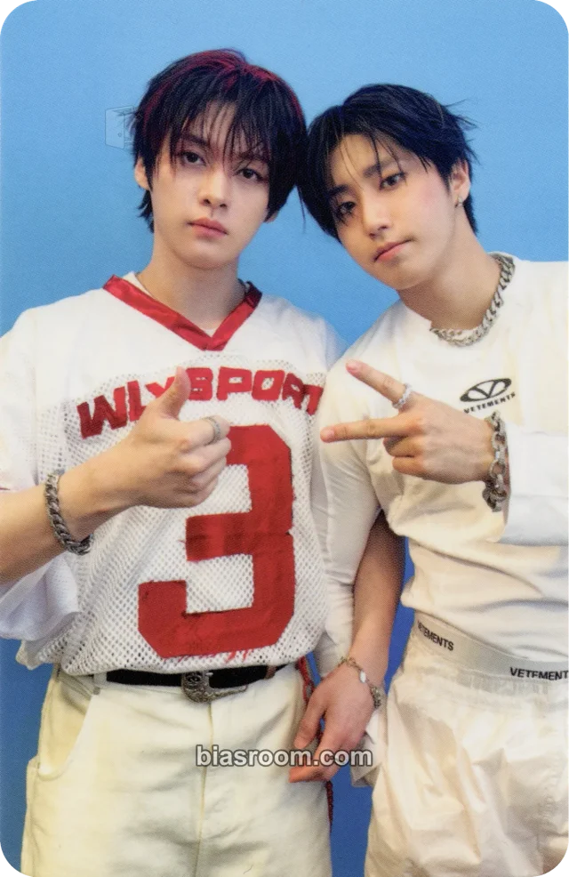 Stray Kids - HAN & Lee Know - KARMA Album walmart retail exclusive standard version