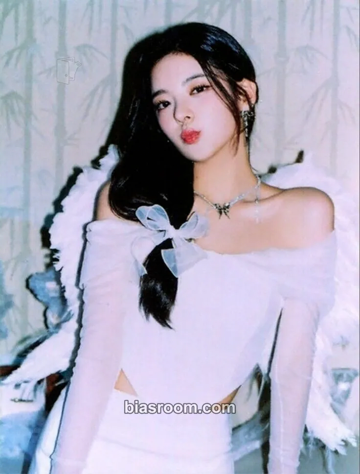 Lia Cheshire Photocard - ITZY - ITZY K-pop photocard