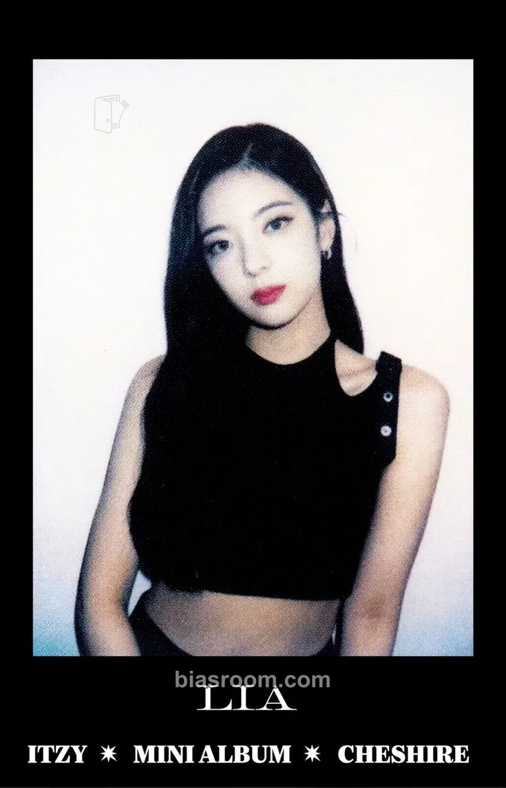 Lia Cheshire Photocard - ITZY - ITZY K-pop photocard