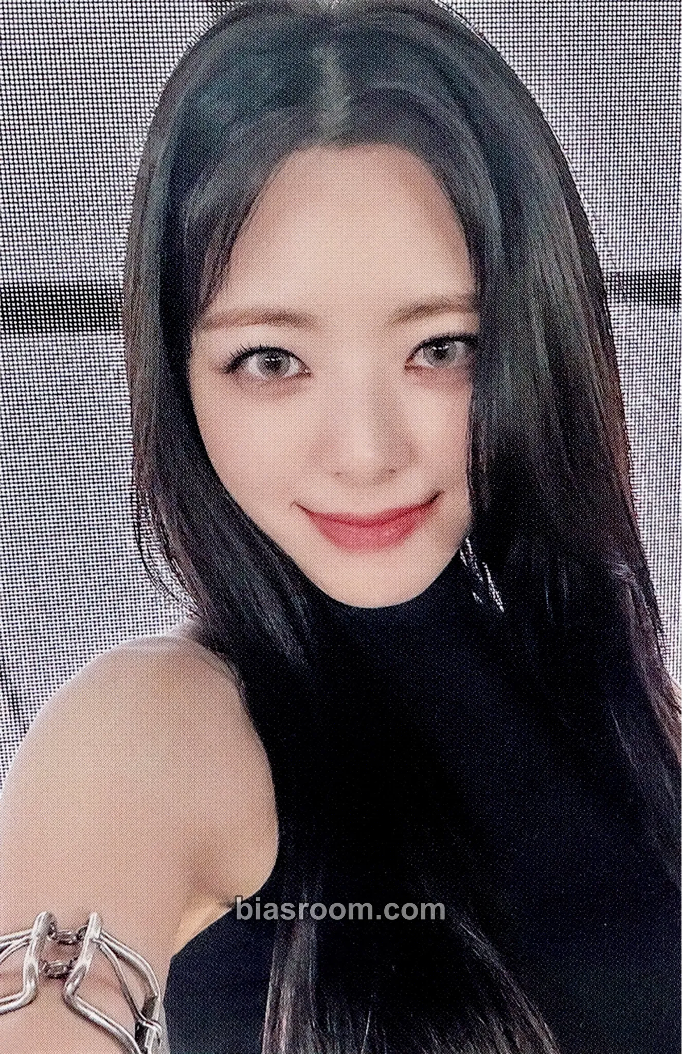 Yuna Cheshire Photocard - ITZY - ITZY K-pop photocard