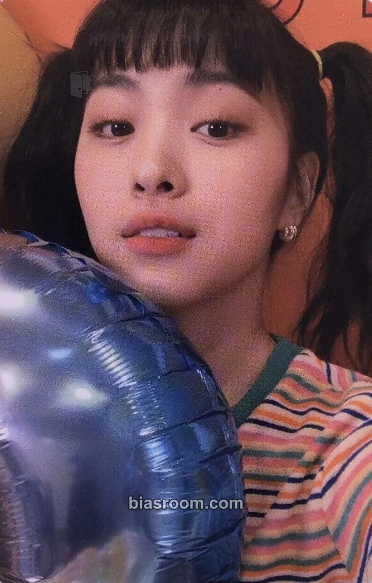 Ryujin Cheshire Photocard - ITZY - ITZY K-pop photocard