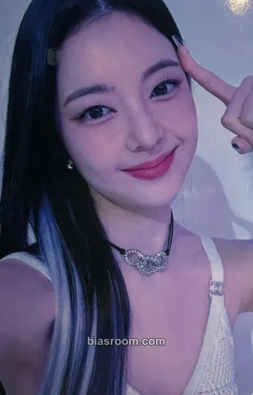 Lia Cheshire Photocard - ITZY - ITZY K-pop photocard