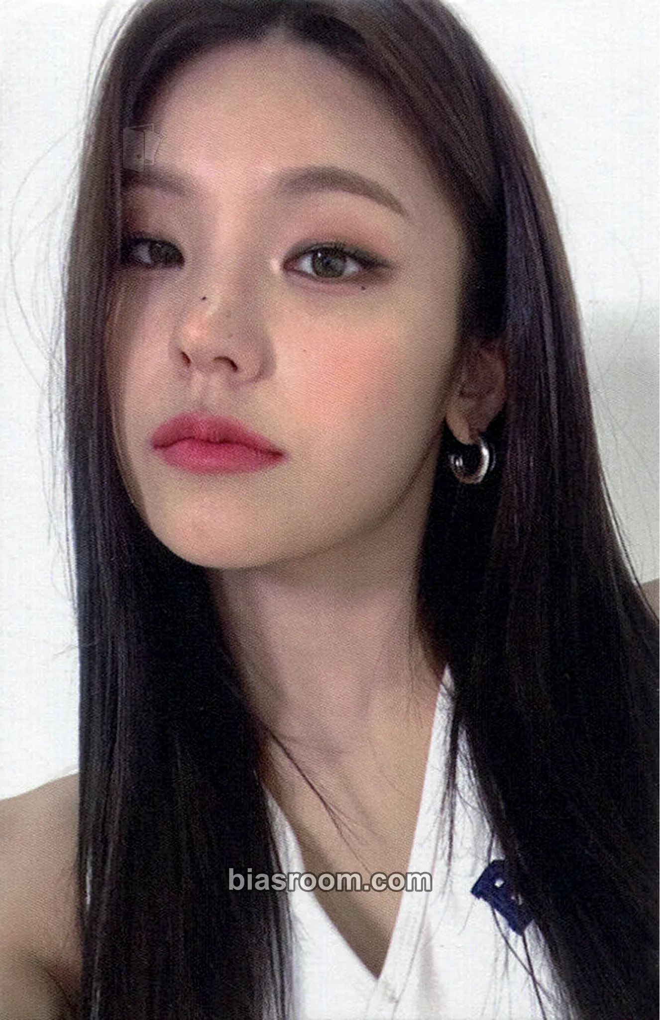 Yeji Cheshire Photocard - ITZY - ITZY K-pop photocard
