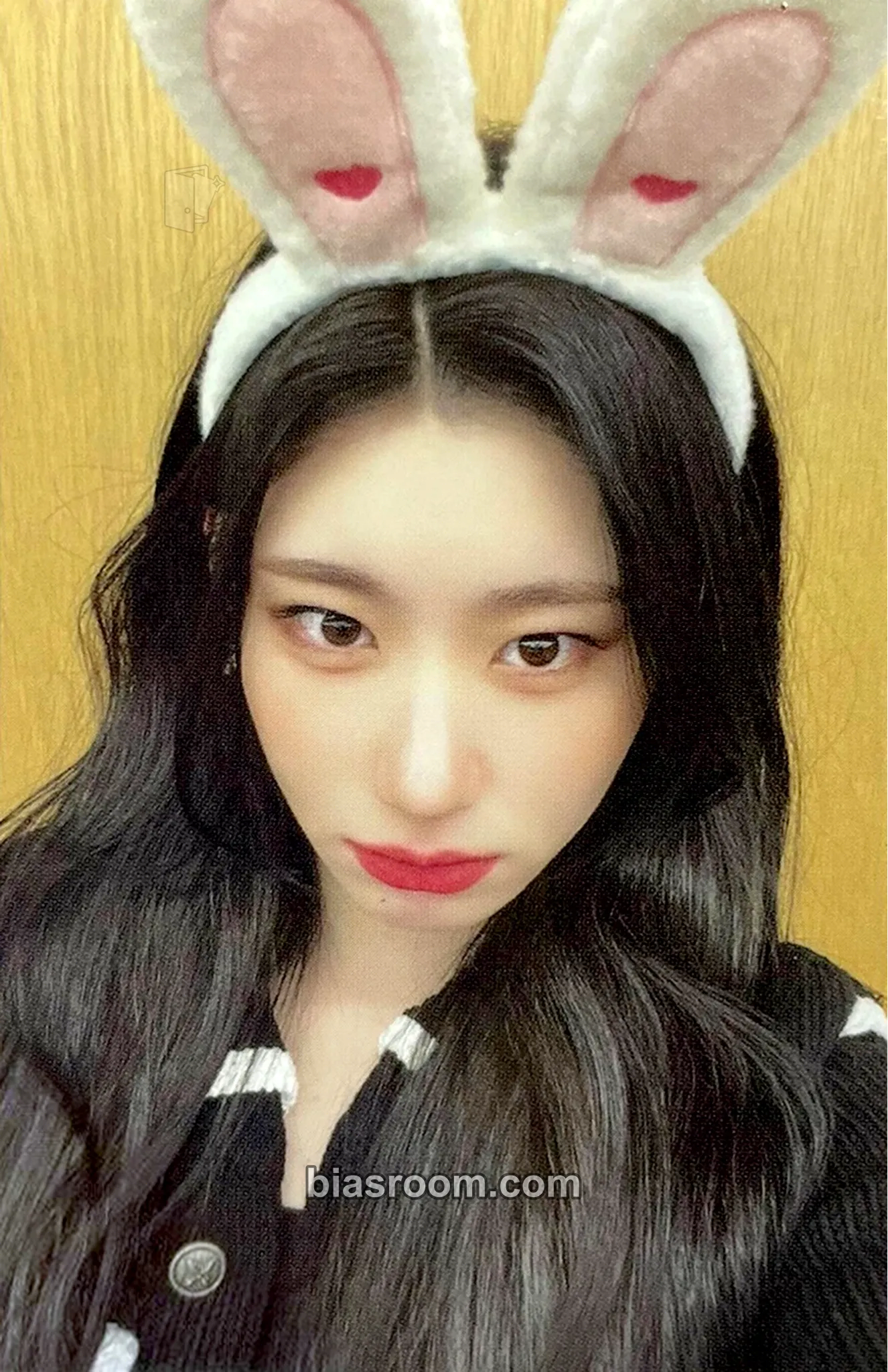 Chaeryeong Cheshire Photocard - ITZY - ITZY K-pop photocard
