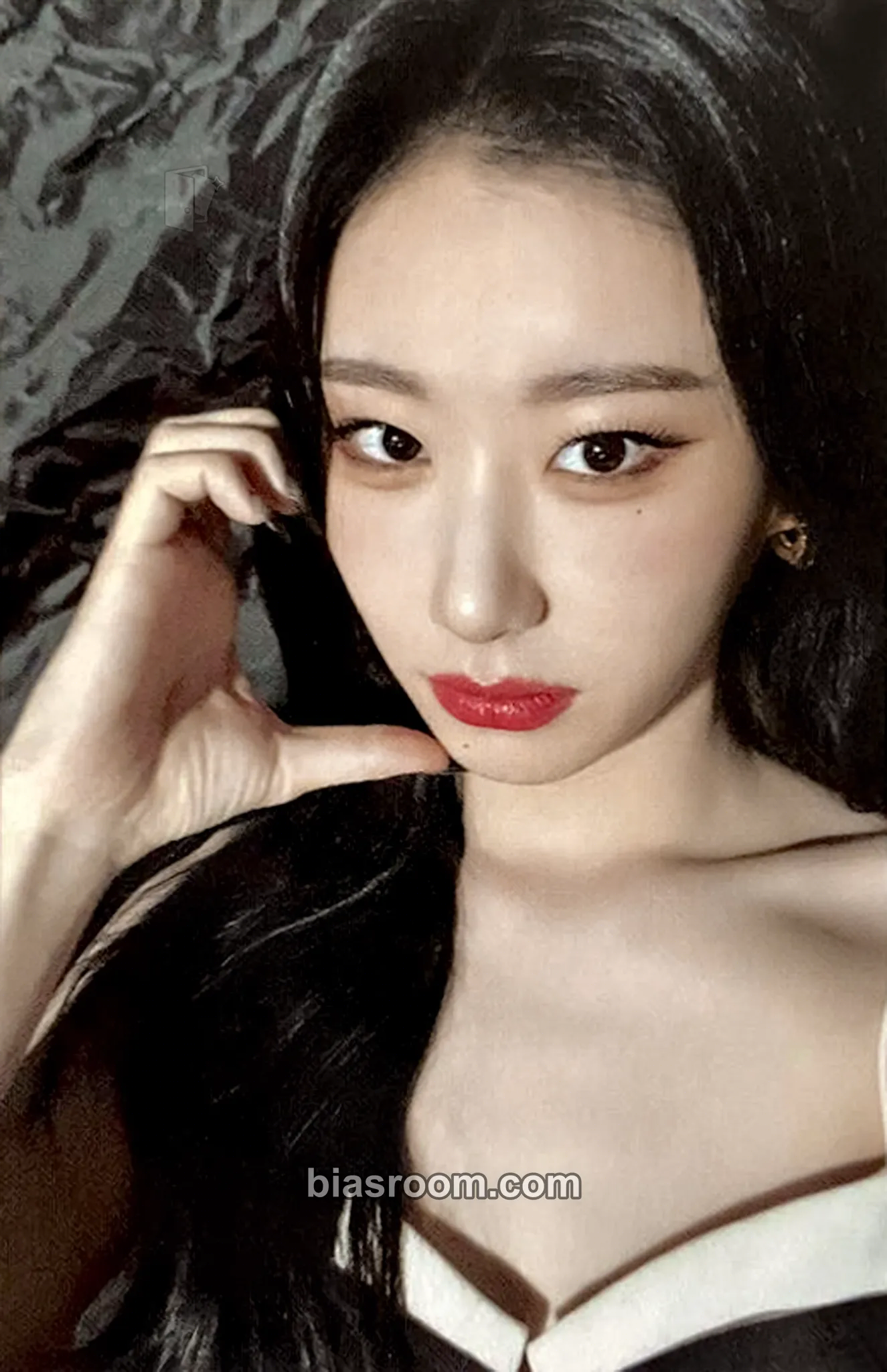 Chaeryeong Cheshire Photocard - ITZY - ITZY K-pop photocard
