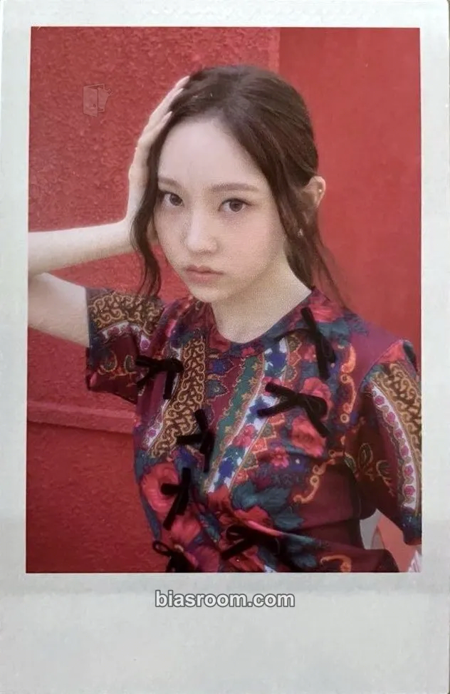 Youngseo FAMOUS Photocard - ALLDAY PROJECT - ALLDAY PROJECT K-pop photocard