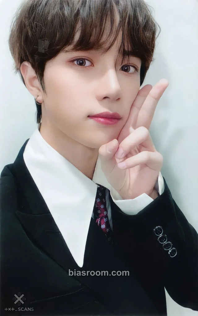 TOMORROW X TOGETHER - Beomgyu - Minisode 1: Blue Hour Album lucky draw soundwave round 2 version 3