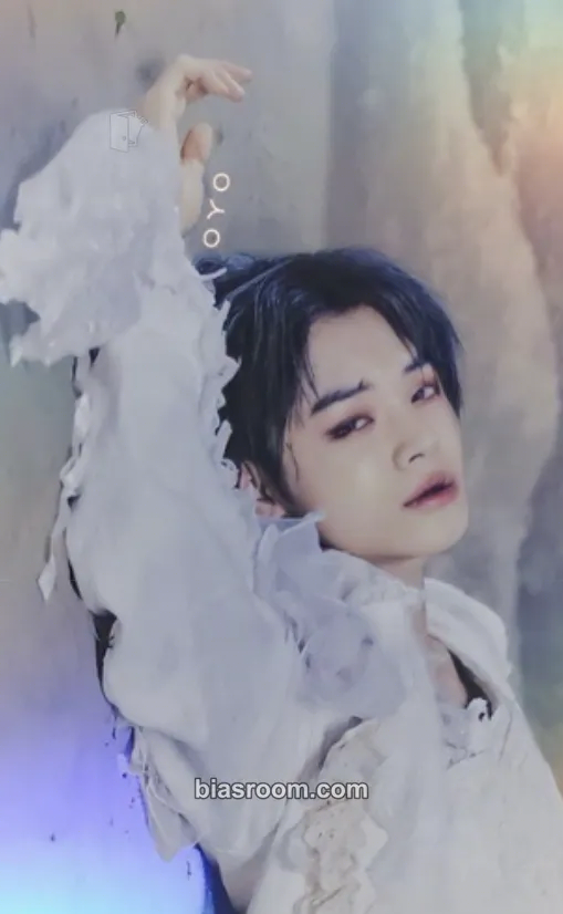 Yeonjun The Chaos Chapter: FREEZE Photocard - TOMORROW X TOGETHER - TOMORROW X TOGETHER K-pop photocard