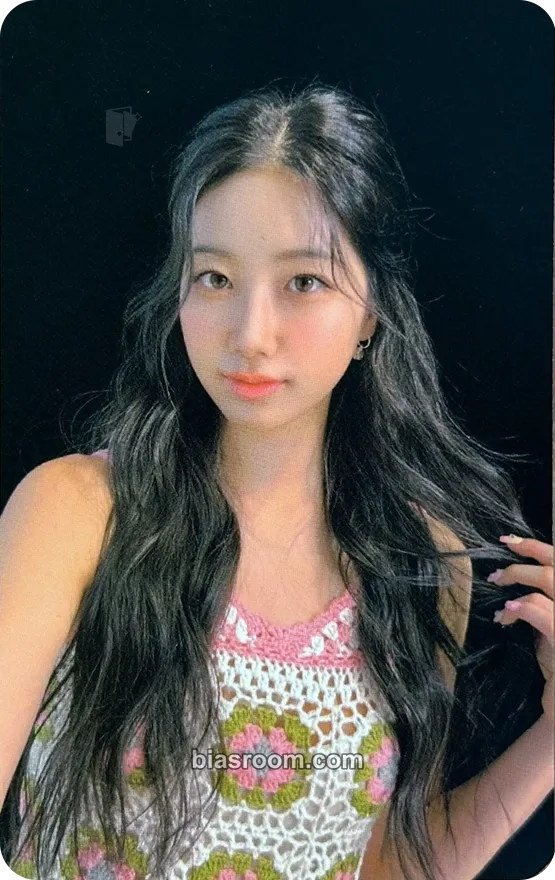 Kazuha ANTIFRAGILE Photocard - LE SSERAFIM - LE SSERAFIM K-pop photocard